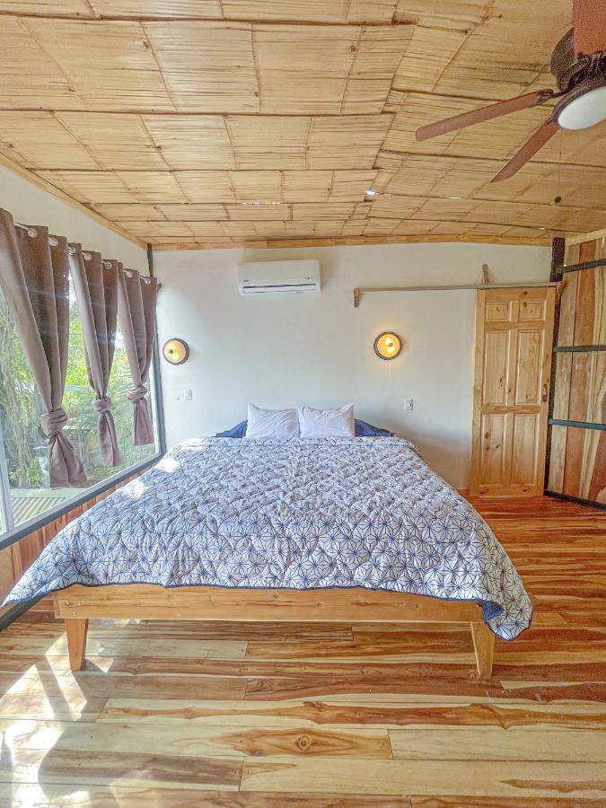 El Gato Rojas Surf Hostel Playa Santa Teresa  Ngoại thất bức ảnh