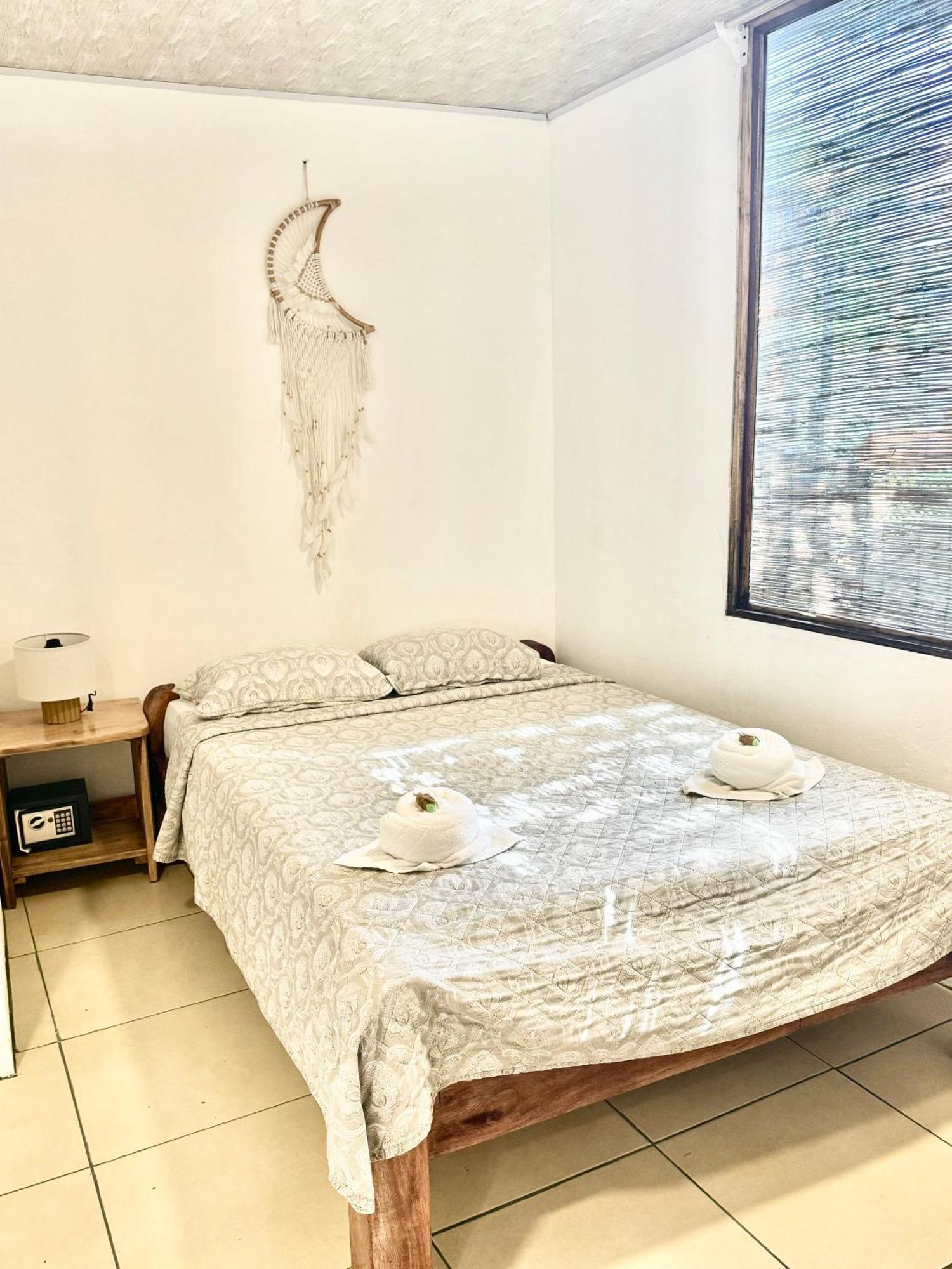El Gato Rojas Surf Hostel Playa Santa Teresa  Ngoại thất bức ảnh